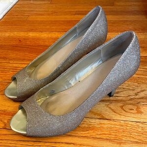 Bandolino open toe pumps